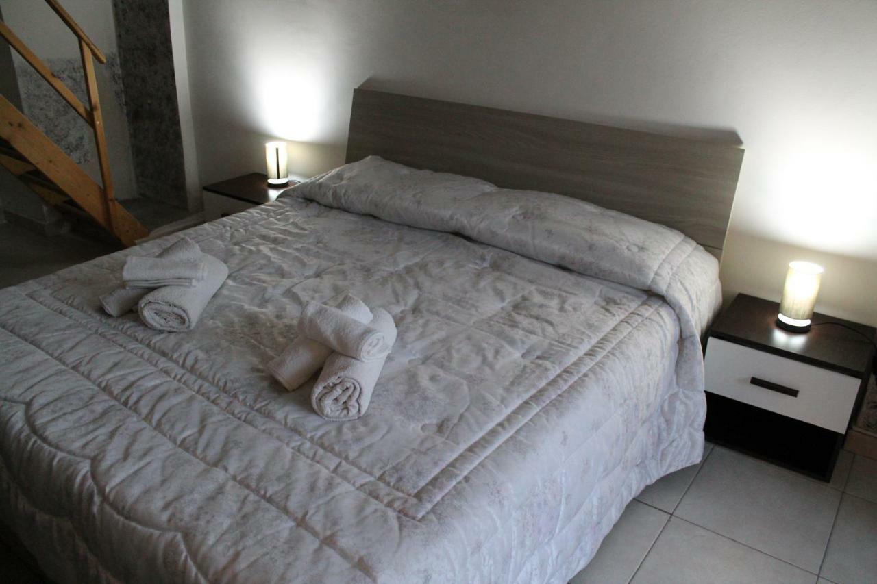 Greco Apartment *